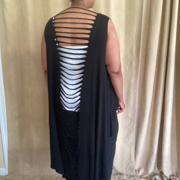 Pyramid Collection, Black Vest/Pancho with slash detail, One size - Picture 4 of 14